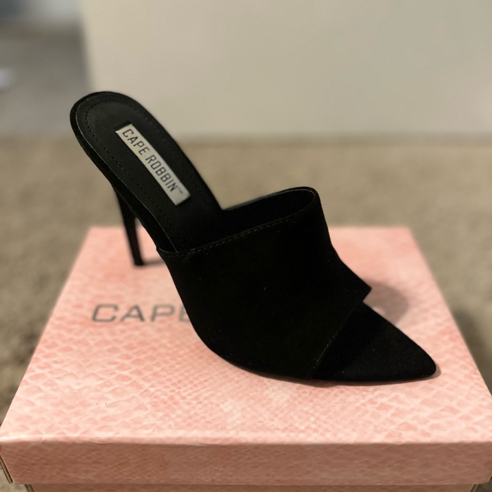 Cape Robbin Black Open-Toe Heeled Mules